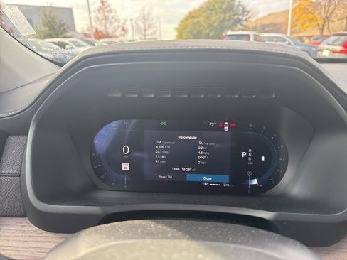 Certified 2025 Volvo XC90 B6 Plus image 22