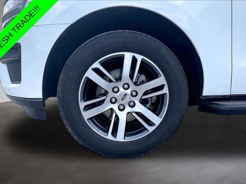 Used 2024 Ford Expedition XLT RWD image 33