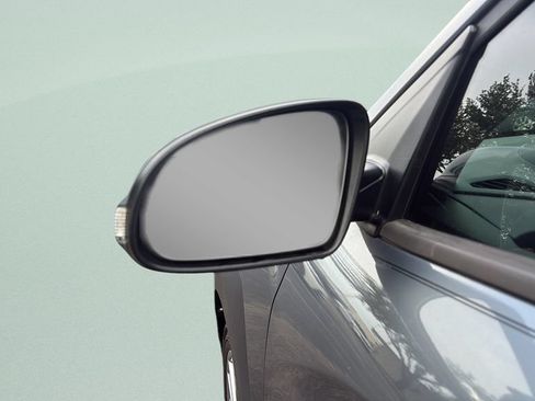 Used 2020 Hyundai Kona SEL FWD image 24