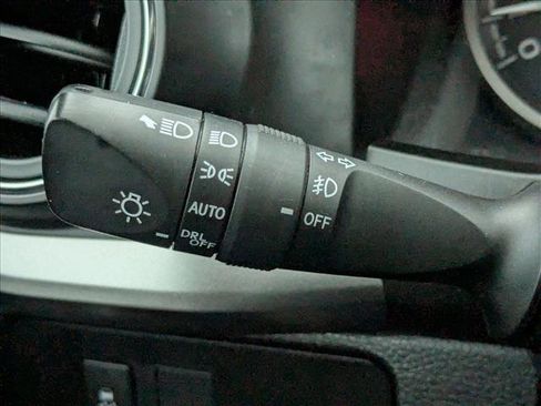 Used 2021 Toyota Tacoma SR5 image 23