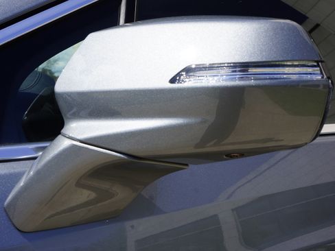 Used 2025 Cadillac XT5 Premium Luxury image 19