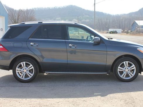 Used 2015 Mercedes-Benz ML 350 4MATIC image 5