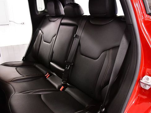 Used 2023 Jeep Compass Latitude AWD/4WD image 29