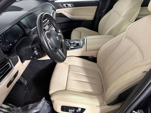 Used 2021 BMW X5 M50i w/ Premium Package AWD/4WD image 13
