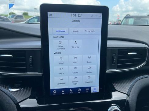 Used 2023 Ford Explorer ST w/ Equipment Group 401A AWD/4WD image 18