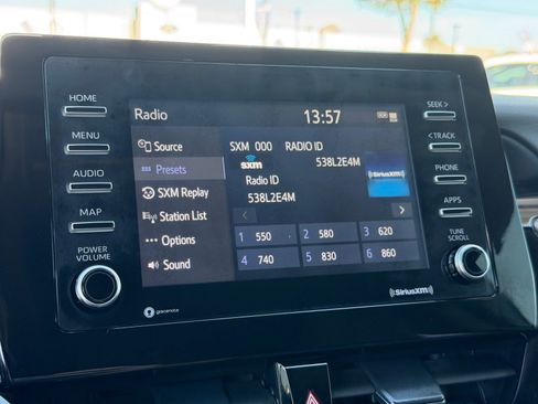 Used 2022 Toyota Camry LE image 27