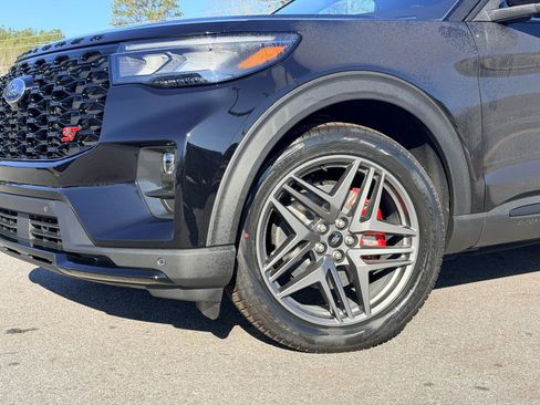 New 2026 Ford Explorer ST w/ Sun And Sound Package AWD/4WD image 4