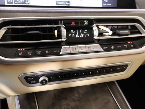 Used 2021 BMW X5 xDrive45e w/ Parking Assistance Package image 9