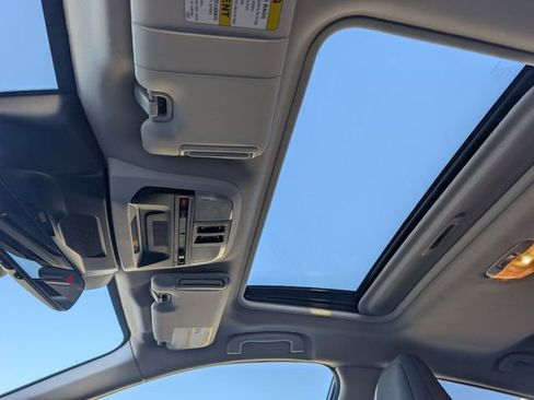 Certified 2025 Subaru Crosstrek 2.0i Premium image 20