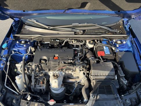 Used 2023 Honda Civic Sport image 33