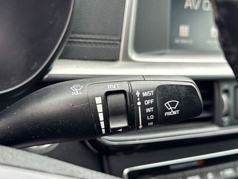 Used 2019 Kia Optima S FWD image 32