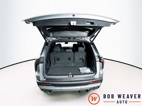 New 2026 Chevrolet Traverse LT w/ Driver Confidence Package image 28