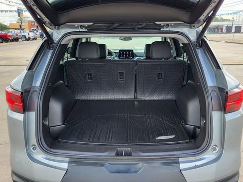 Certified 2024 Chevrolet Blazer LT w/ LPO, Floor Liner Package FWD image 12