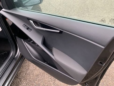 Used 2025 Kia Niro EX image 14