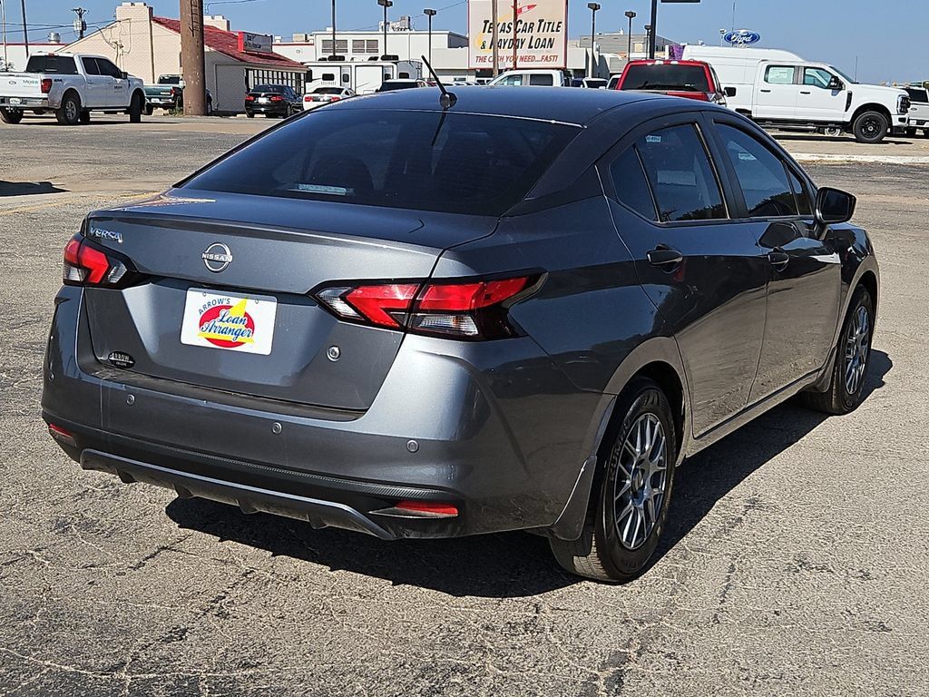 Used 2025 Nissan Versa S FWD image 10