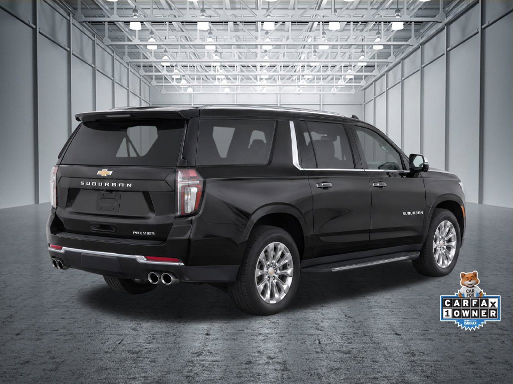 Used 2026 Chevrolet Suburban Premier AWD/4WD image 4