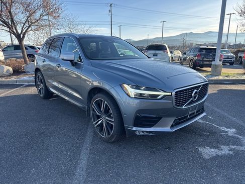 Used 2018 Volvo XC60 T5 R-Design w/ Convenience Package image 1
