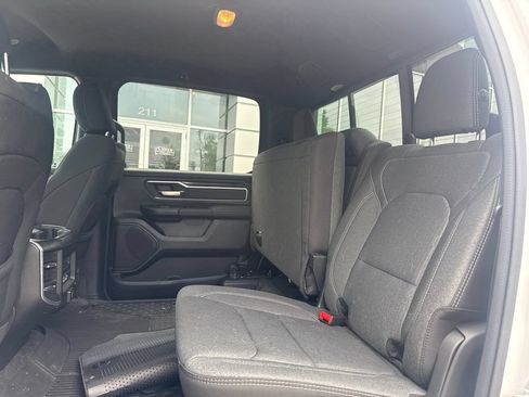 Used 2020 RAM 1500 Big Horn AWD/4WD image 15