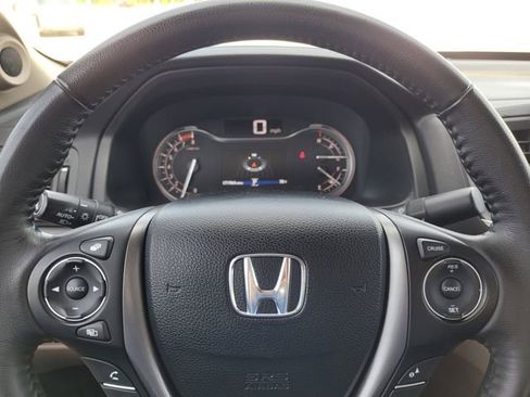Used 2017 Honda Ridgeline RTL-T image 21