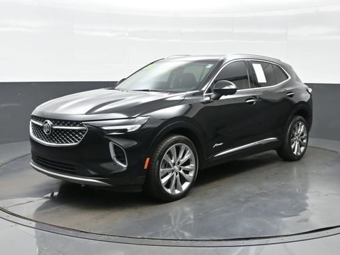 Used 2023 Buick Envision Avenir FWD image 2