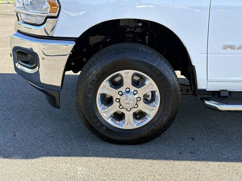 Used 2024 RAM 2500 Big Horn image 11