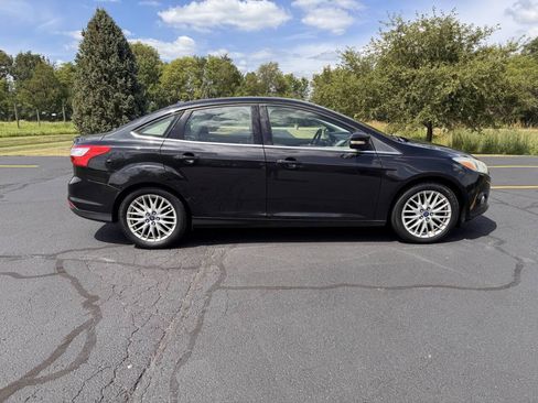 Used 2012 Ford Focus SEL FWD image 1