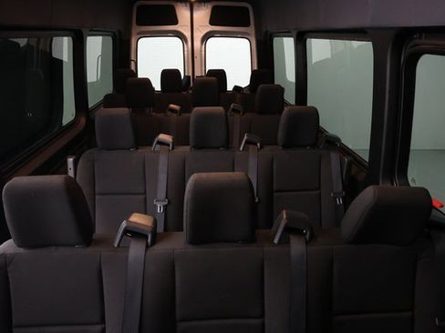 Used 2025 Mercedes-Benz Sprinter 2500 image 57