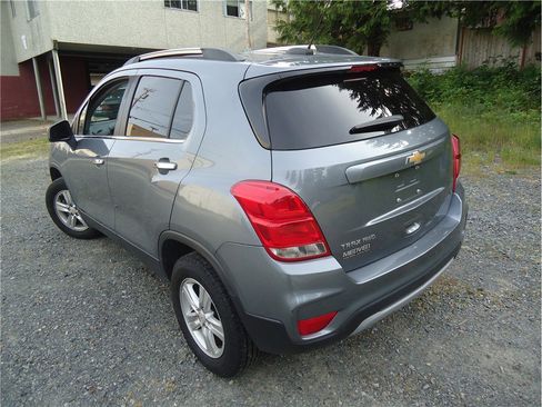 Used 2019 Chevrolet Trax LT w/ LT Convenience Package AWD/4WD image 7
