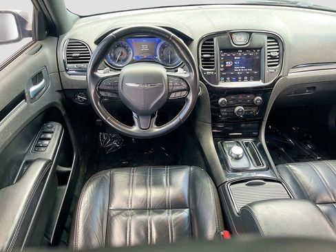 Used 2021 Chrysler 300 S w/ S Model Appearance Package RWD image 21