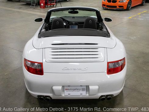 Used 2006 Porsche 911 Carrera S RWD image 6