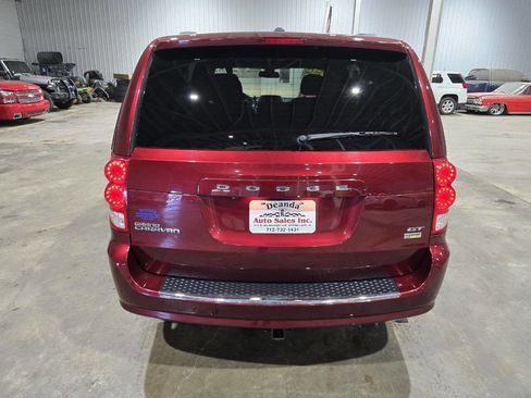 Used 2019 Dodge Grand Caravan GT image 9