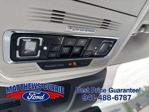 Used 2025 Lincoln Navigator Reserve AWD/4WD image 25