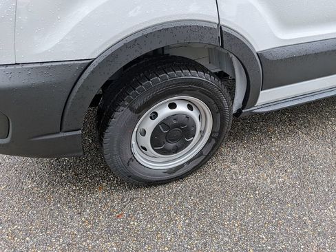 New 2026 Ford Transit 250 148 Medium Roof w/ Load Area Protection Package image 33