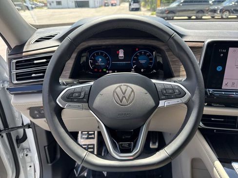 Used 2026 Volkswagen Atlas SEL Premium R-Line AWD/4WD image 38