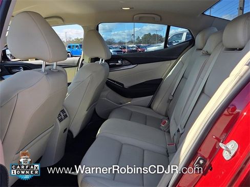 Used 2022 Nissan Maxima SV w/ Floor Mat Group image 6
