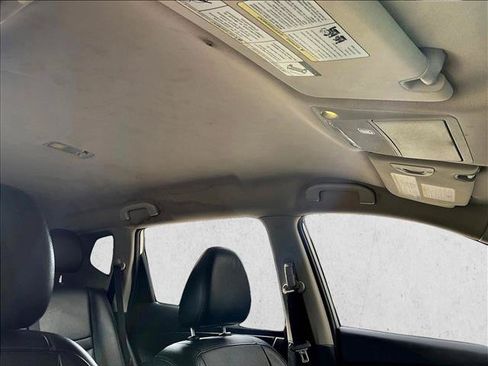 Used 2020 Nissan Rogue SL FWD image 16