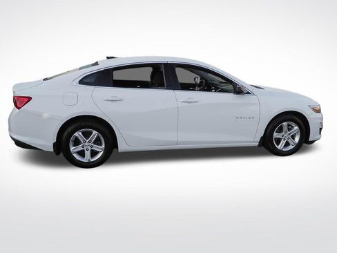 Certified 2022 Chevrolet Malibu LS w/ LPO, Convenience Package 1 FWD image 8