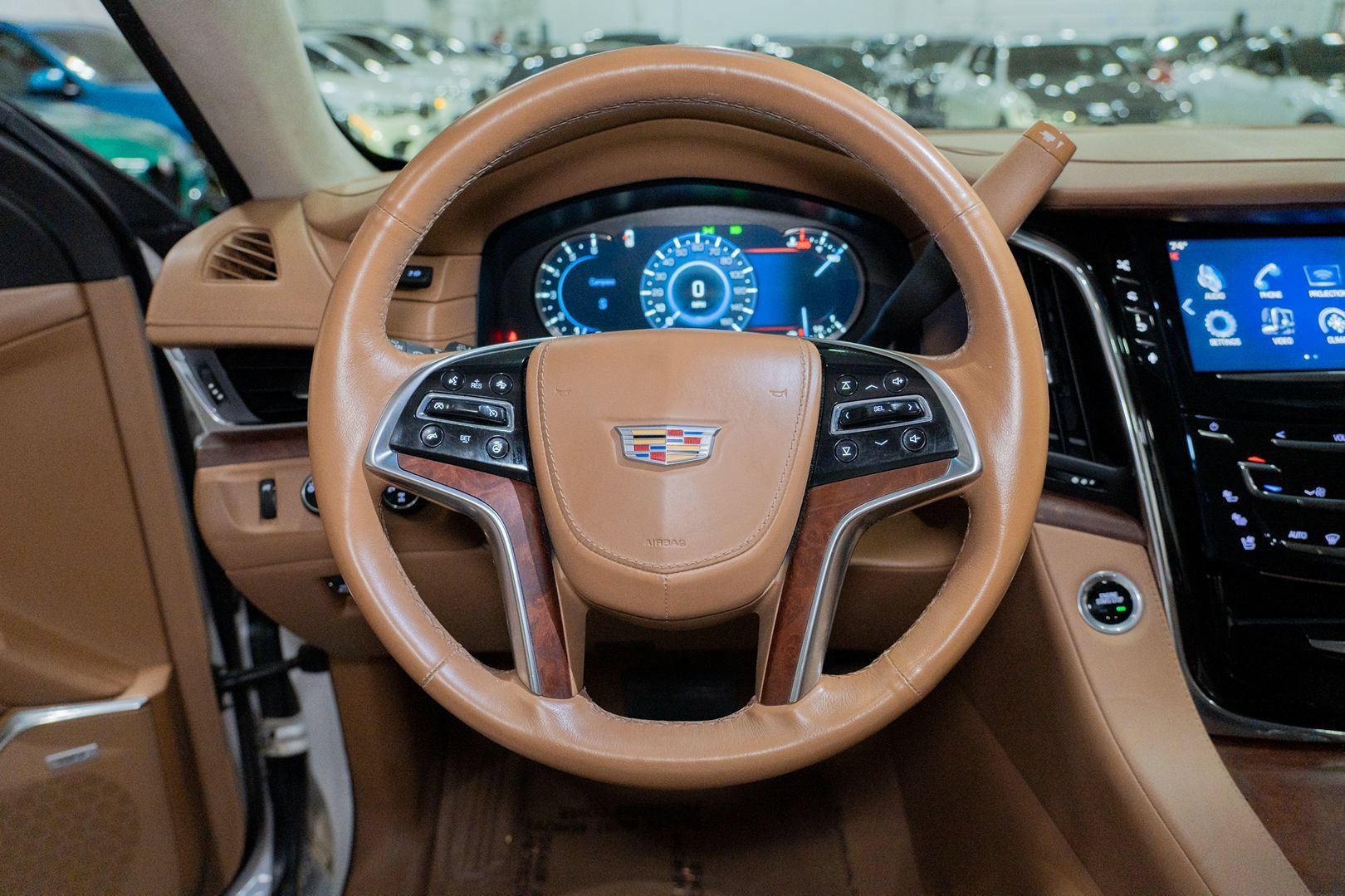 Used 2016 Cadillac Escalade Platinum AWD/4WD image 40