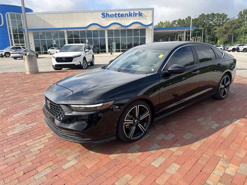 Certified 2023 Honda Accord Sport image 4