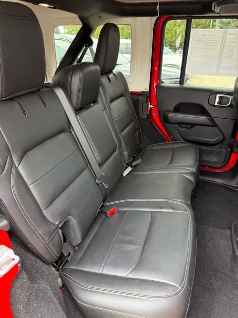 Certified 2020 Jeep Wrangler Unlimited Sahara w/ LED Lighting Group AWD/4WD image 13