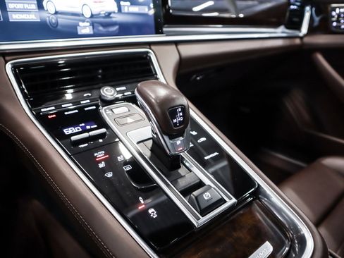 Used 2018 Porsche Panamera Turbo S AWD/4WD image 15