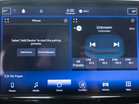 Used 2021 Chrysler Pacifica Touring FWD image 33