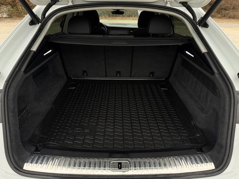 Used 2019 Audi Q8 Premium Plus w/ Premium Plus image 42