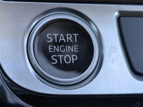 Used 2023 Audi Q7 Premium Plus image 29