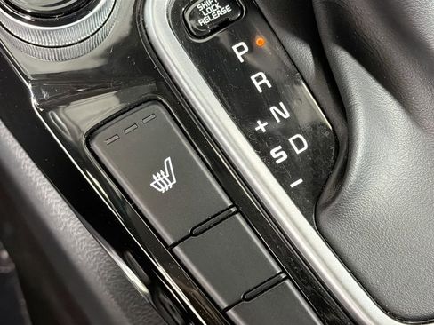 Used 2023 Kia Seltos S AWD/4WD image 21
