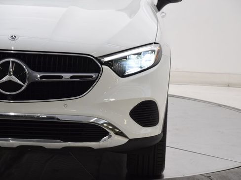 Used 2024 Mercedes-Benz GLC 300 image 10