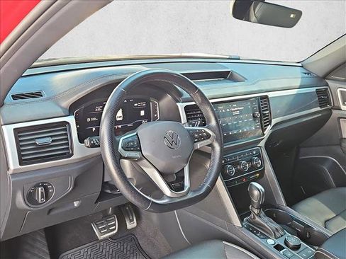 Used 2022 Volkswagen Atlas Cross Sport SEL Premium R-Line w/ Cross Sport MDO Package AWD/4WD image 10