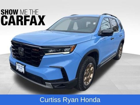 Certified 2024 Honda Pilot TrailSport image 1