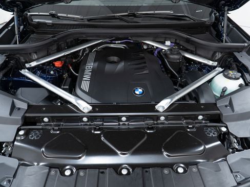 New 2026 BMW X5 xDrive40i w/ M Sport Package image 9