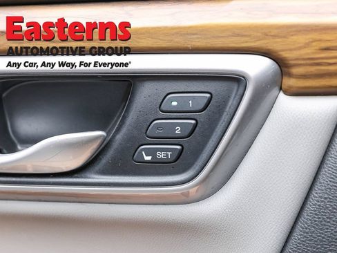 Used 2020 Honda CR-V Touring image 20